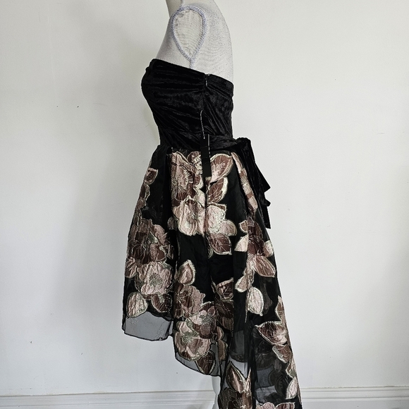 Venus Strapless High Low Velvet Floral Dress - Picture 7 of 13